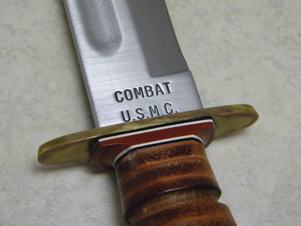 Case® | Grooved Leather USMC® Knife w/ Leather Sheath