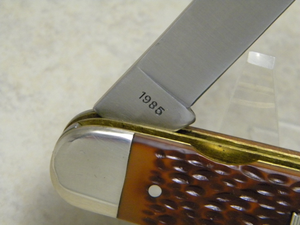 Remington Bullet 1985 R4353 Delrin Woodsman Knife in Box