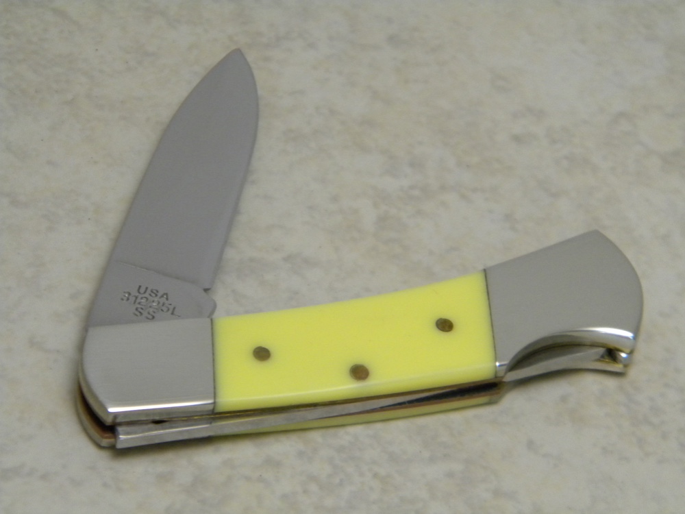 Case MM USA 2000 Yellow 31225L SS Millennium Small Lockback Knife