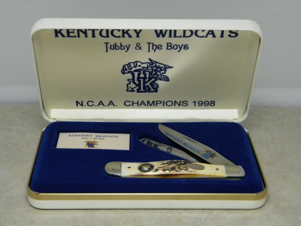 Case XX USA 1998 NCAA Champs Kentucky Wildcats Tubby & The Boys Stag