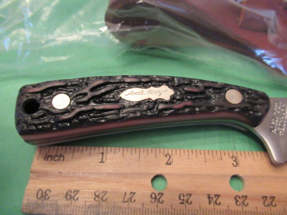 Schrade Uncle Henry Sharp Finger Staglon Handles Model # 152UH