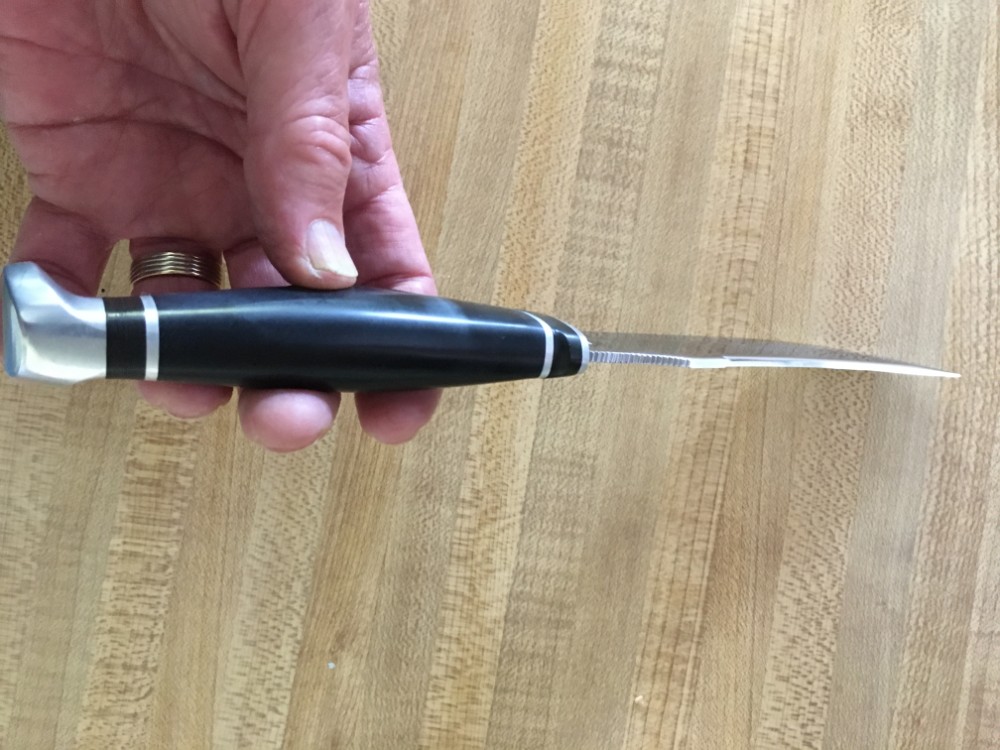 Case XX Fixed Blade Hunting/ Skinning Knife, 2235