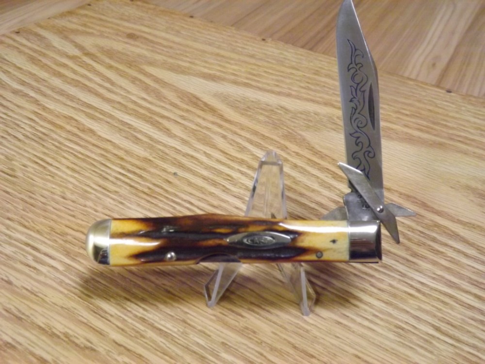 中華のおせち贈り物 Case 1/2L 5111 Cheetah Stag Scroll Blue 1977 ハンティングナイフ、狩猟刀