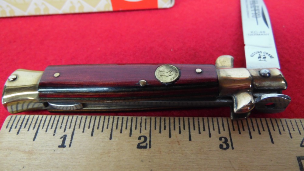KISSING CRANE KC-46 LAMINATED WOOD HANDLE STILETTO GERMANY