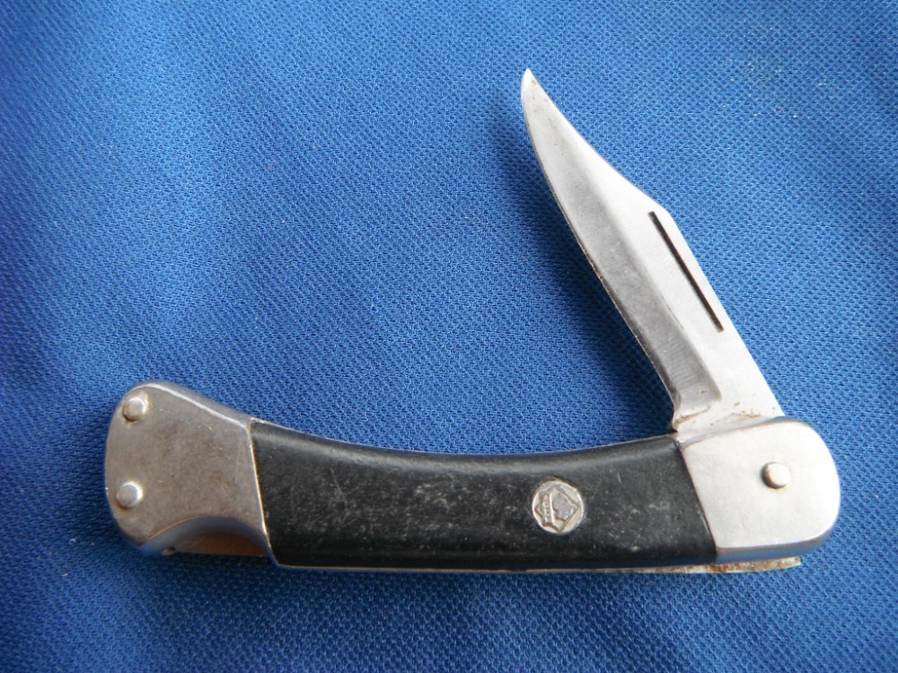 Used and vintage puma new arrivals folding knives