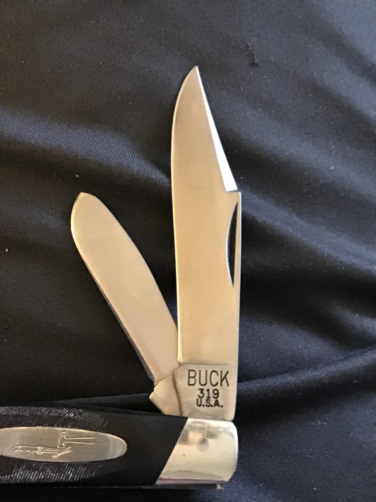 VINTAGE BUCK 319 USA NAVY BLUE HANDLE PUNCH KNIFE WITH TWO BLADES AND