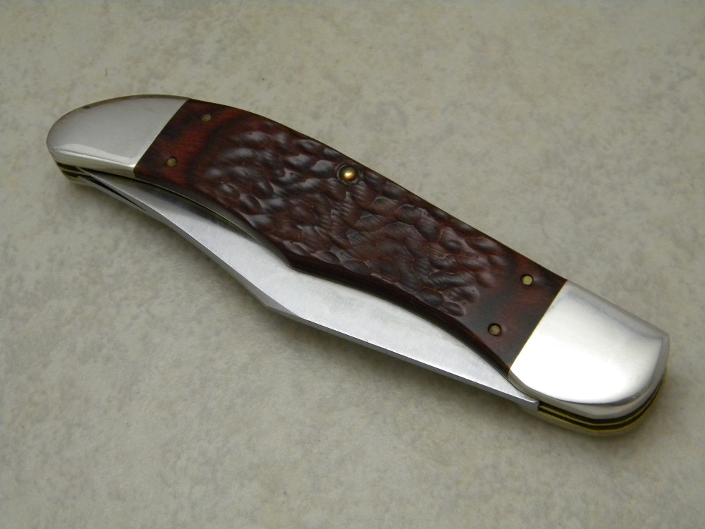 Case XX Stainless USA 10 Dot Wood 6265 SAB Serrated Folding