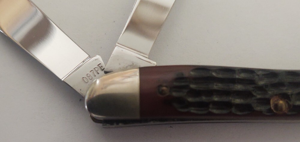 【公式】 XX Case USA Serpentine Handle Bone Red 1971 Dot 9 PE 087 キャラクターグッズ