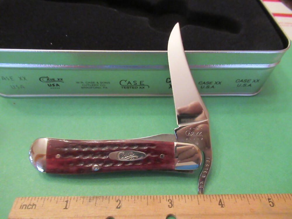 Case XX 2000 Red Bone Russlock In Metal Tang Stamp Tin