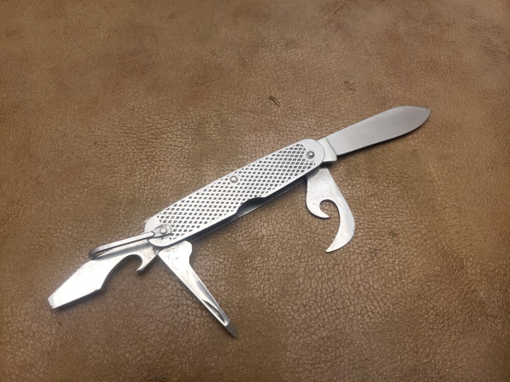 Vintage Camillus 1974 USMC utility knife