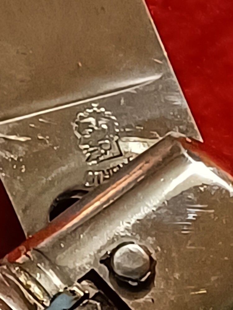 Othello Rostfrei Lever lock knife.