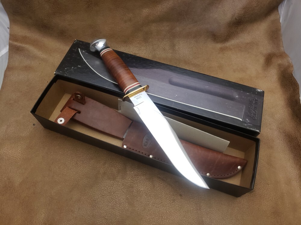 KABAR 1236 bowie knife