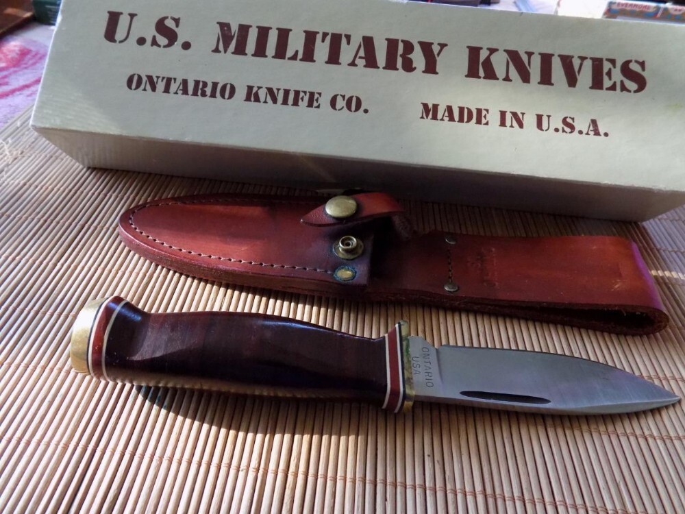 P1 USMC Parachutist 94 Fixed Blade Knife with original