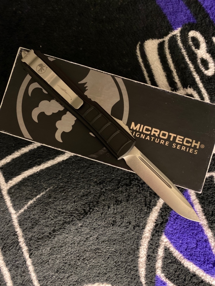 Microtech Ultratech II Signature series. NEW