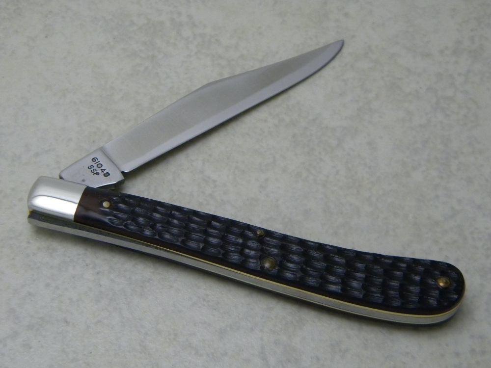 Case XX Stainless USA 9 Dot 1971 Delrin 61048 SSP Razor Edge