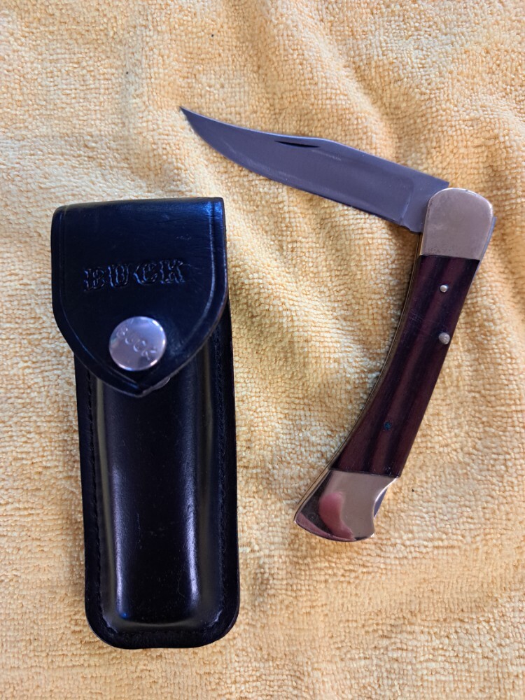 RARE Vintage Buck 110 Knife, 2 pin, 2 line, RIGHT HAND TANG
