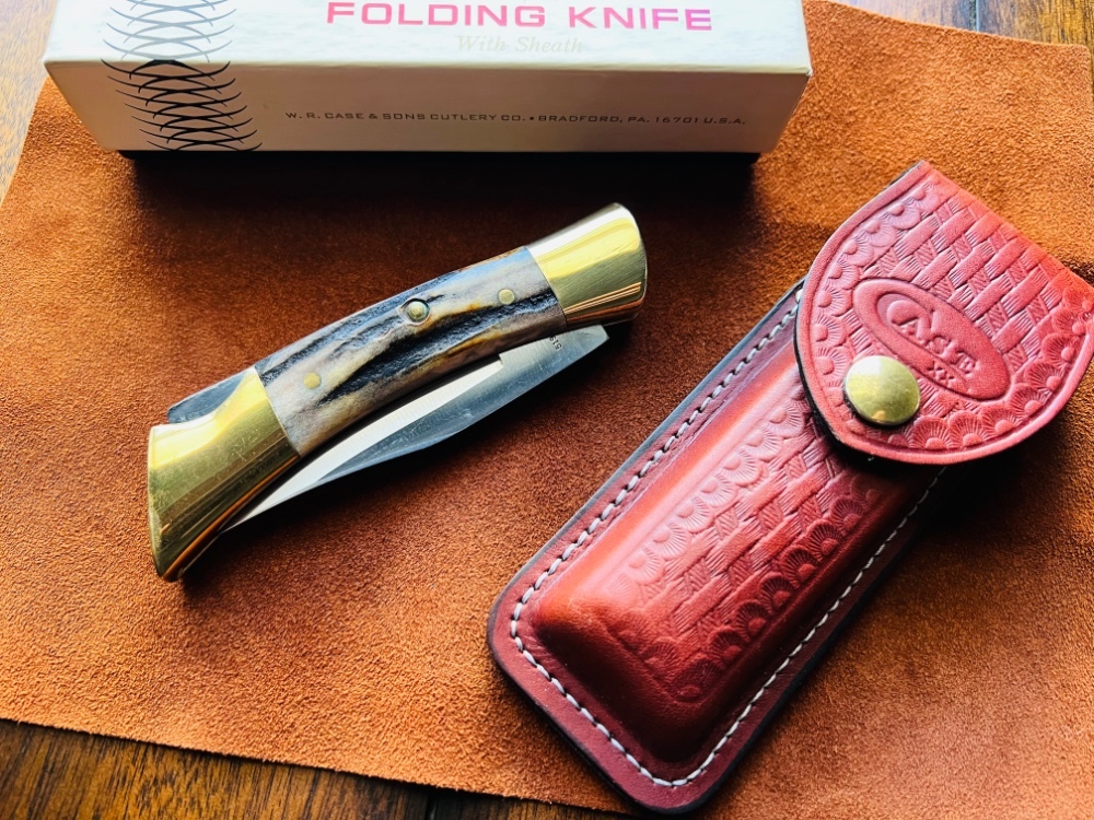 CASE-USA #250 Folding Hunter Closed:5;・SHARKTOOTH ・フォル