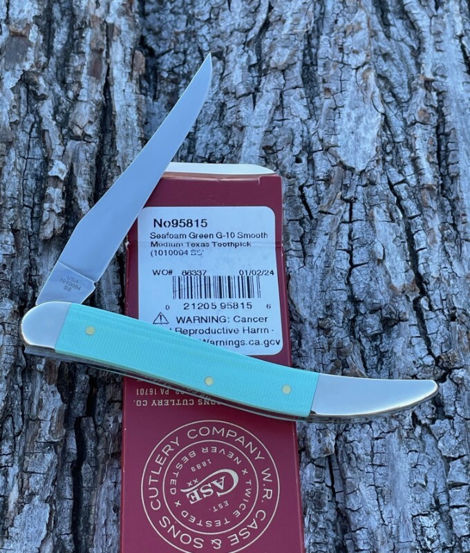 CASE XX ** 2024 FIRST PRODUCTION RUN G10 SEAFOAM GREEN MEDIUM
