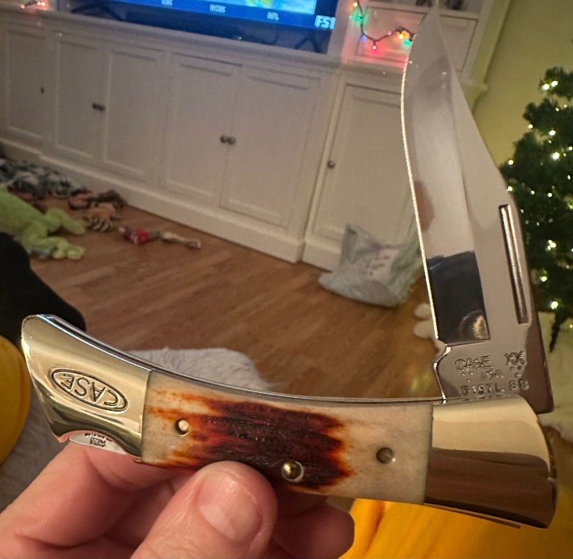 1994 Case XX Shark Tooth w/ Awesome Red Stag Handles, Pouch & Box