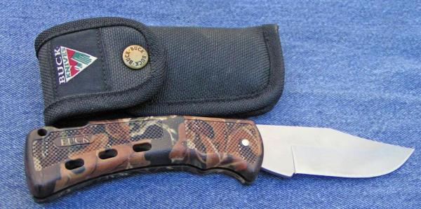 Buck 446 Goliath Camouflage
