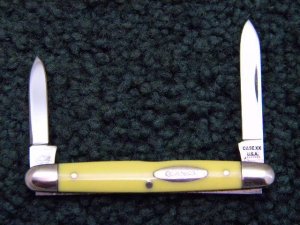 Case XX USA 8 Dot (1972) 3201 Yellow Compostition