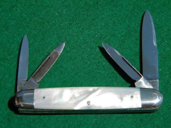 E Bruckmann Ohligs-Solingen, Germany Pearl 4 Blade - C. 1891-1956 E Bruckmann Ohligs-Solingen, Germany Pearl 4 Blade - C. 1891-1956