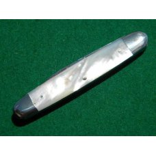 E Bruckmann Ohligs-Solingen, Germany Pearl 4 Blade - C. 1891-1956 E Bruckmann Ohligs-Solingen, Germany Pearl 4 Blade - C. 1891-1956