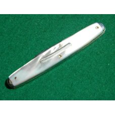 E.C. Simmons Keen Kutter 443 Pearl 4 Blade Pen - Pre 1940 E.C. Simmons Keen Kutter 443 Pearl 4 Blade Pen - Pre 1940