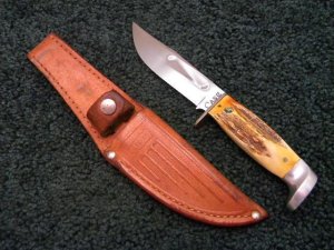 Case 557SAB Stag big C - Knight's Head Pommel - With Leather Sheath - C. 1940-1964