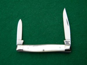 Case XX USA 8 Dot (1972) Pearl 8233 - Mint