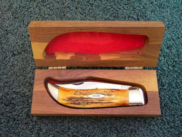 Case XX USA 1965-69 Stag 5172 Bulldog - Mint in Original Wood Case