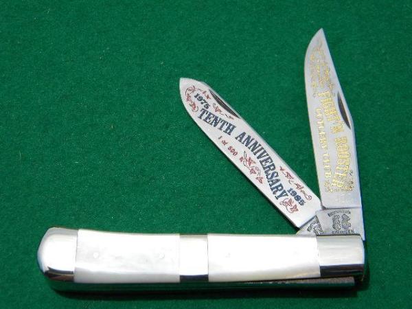 Fight'n Rooster Pearl Trapper 1985 Club Knife - Mint Fight'n Rooster Pearl Trapper 1985 Club Knife - Mint