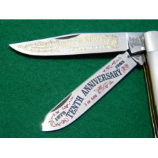 Fight'n Rooster Pearl Trapper 1985 Club Knife - Mint Fight'n Rooster Pearl Trapper 1985 Club Knife - Mint