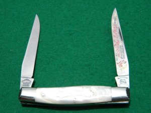 Fight'n Rooster Pearl Muskrat 1998 Club Knife - Mint