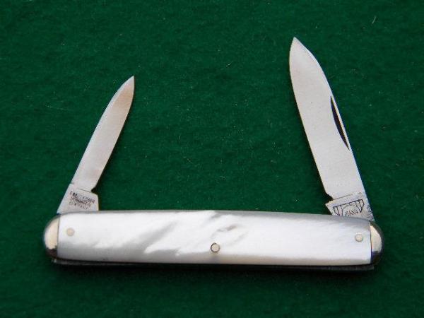 E Bruckmann Solingen Germany Pearl 2 Blade - C. 1891-1956