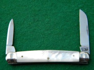 E Bruckmann Germany Pearl 2 Blade Congress - C. 1891-1956