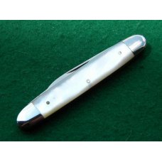 E Bruckmann Ohligs-Solingen, Germany Pearl 2 Blade - C. 1891-1956 E Bruckmann Ohligs-Solingen, Germany Pearl 2 Blade - C. 1891-1956