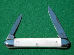 E Bruckmann Ohligs-Solingen, Germany Pearl 2 Blade - C. 1891-1956