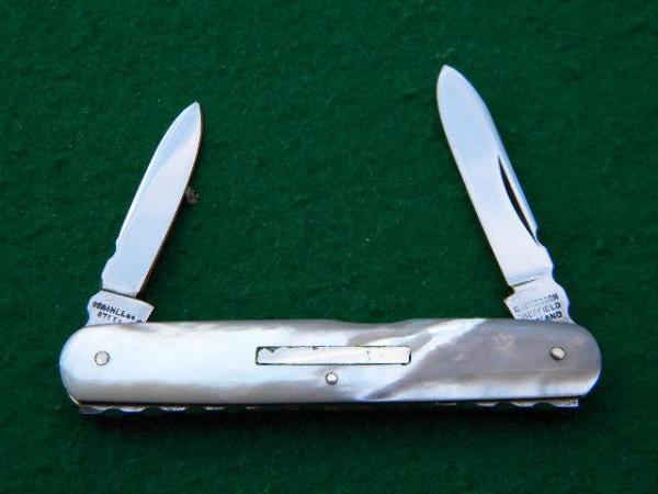 G. Ibberson (Stan Shaw) Sheffileld England 1976 Pearl Knife - Mint G. Ibberson (Stan Shaw) Sheffileld England 1976 Pearl Knife - Mint