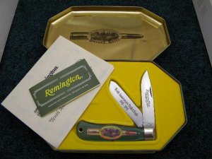 Remington 1992 R1123-A Bullet Trapper Tenth Anniversary Knife in Presentation Tin - Mint