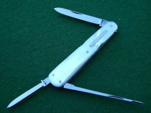 G. Ibberson (Stan Shaw) Sheffileld England 1957 Pearl Lobster Knife - Mint