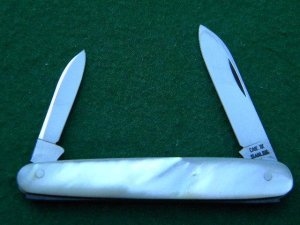 Case XX Stainless 82063S SS Pearl Shad Knife C. 1940-1964 - Mint