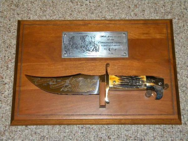 Case XX SS USA 3 Dots (1987) Stag 200th Anniversary of the U.S. Constitution Bowie - NIB Case XX SS USA 3 Dots (1987) Stag 200th Anniversary of the U.S. Constitution Bowie - NIB
