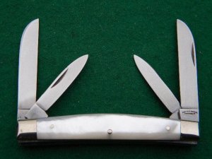 Honk Falls Knife Co. Napanoch, NY (Germany) Pearl Congress - C.1990's