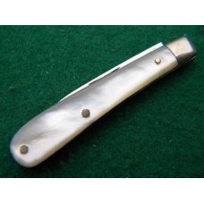 Josiah Barnes Little Pearl Quill Knife - C.1850-1852 New York City Josiah Barnes Little Pearl Quill Knife - C.1850-1852 New York City