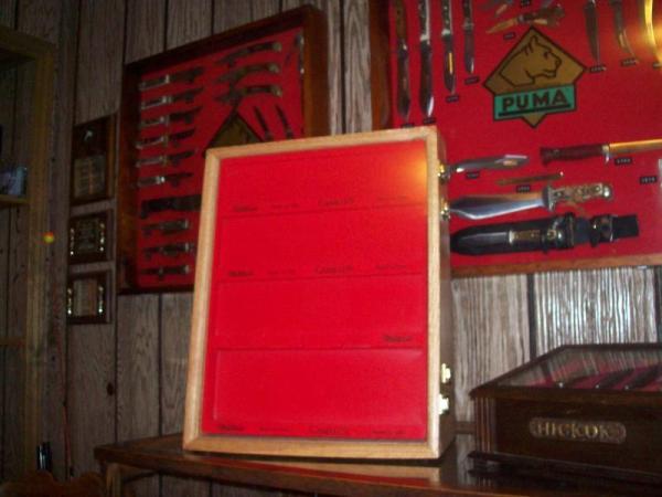 Camillus & Western USA Wood Store Display - Unused Camillus & Western USA Wood Store Display - Unused