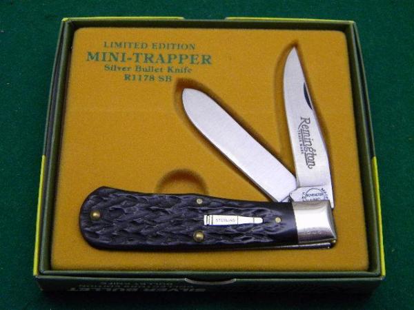 Remington UMC USA 1991 Genuine Bone R1178 Silver Bullet Mini Trapper Knife - NIB Remington UMC USA 1991 Genuine Bone R1178 Silver Bullet Mini Trapper Knife - NIB