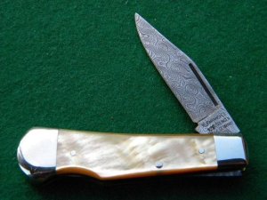 Weidmannsheil Solingen Germany Gold Lip Pearl Damascus Lockback Knife