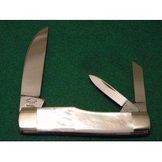 Fight'n Rooster Pearl Gunstock Whittler 1978 Club Knife - Mint Fight'n Rooster Pearl Gunstock Whittler 1978 Club Knife - Mint