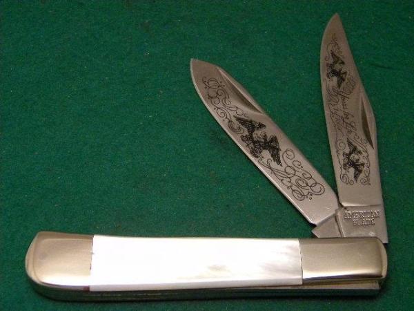 American Blade Collectors Lifetime Pearl Trapper Knife by Parker Japan American Blade Collectors Lifetime Pearl Trapper Knife by Parker Japan
